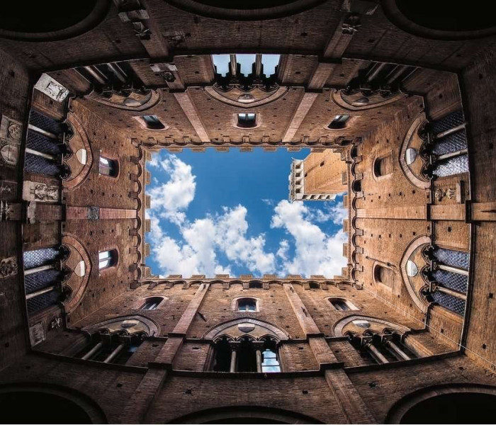 Puzzle - Ravensburger - Cortile del Podestà, Palazzo Pubblico, Siena, Włochy