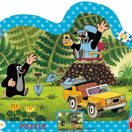 Kret z żółtym samochodem