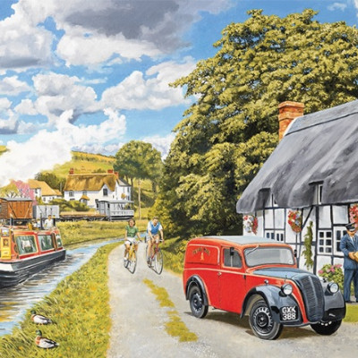 Wzdłuż kanału wodnego